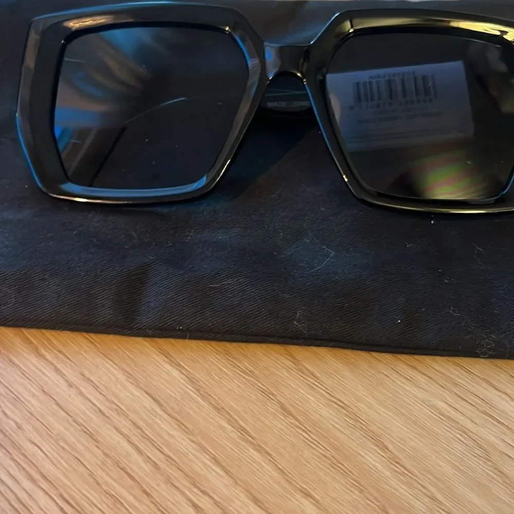 NWT AIRE Centaurus 55mm Square Sunglasses